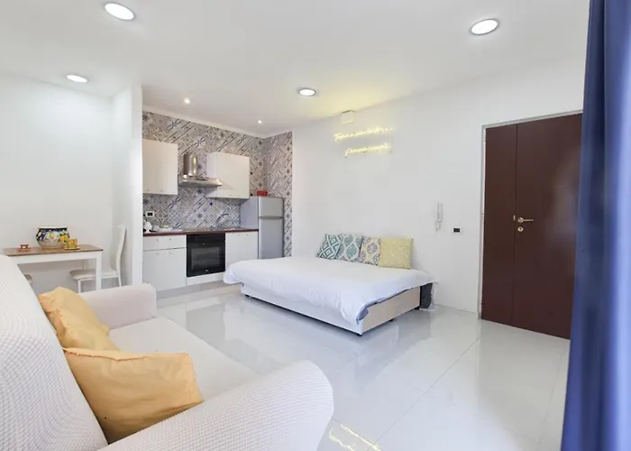 فندق مبيت وإفطار Sorrento Home 2*