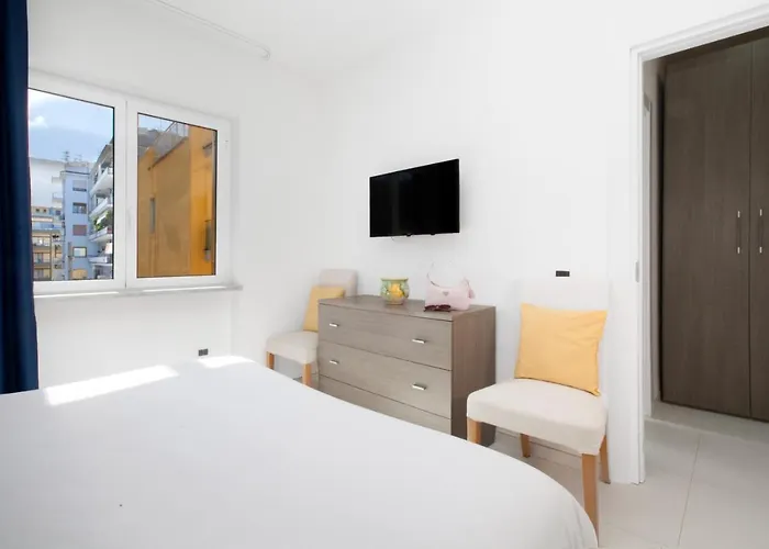 Bed & Breakfast Sorrento Home 2*